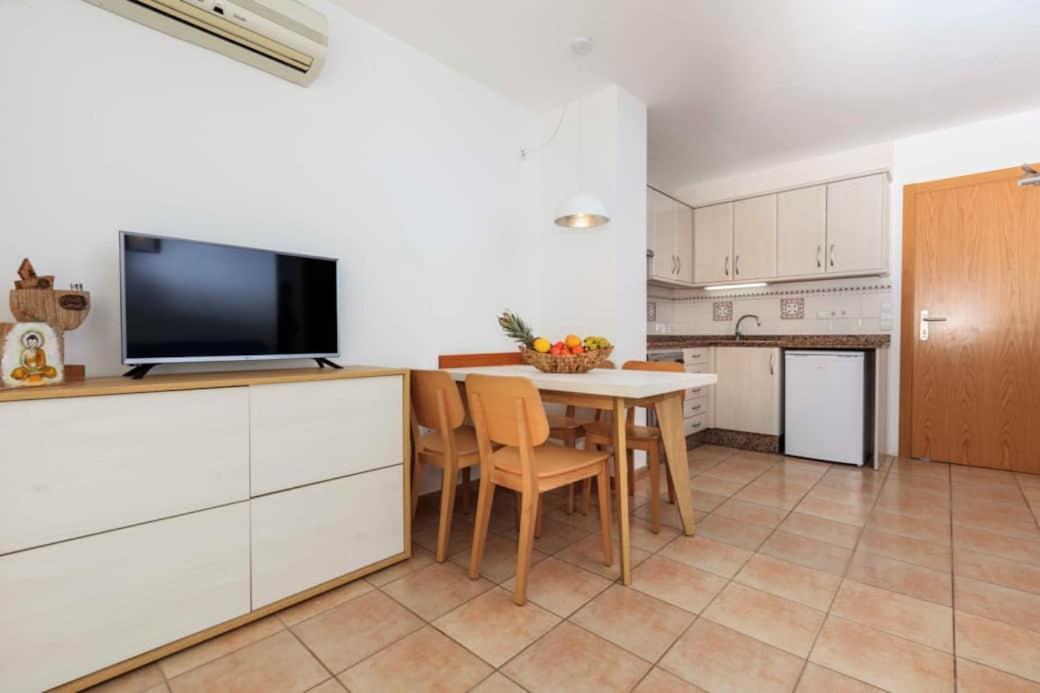 Apartamentos Sa Varadero 3S Con Vista Mare Laterale Es Pujols Eksteriør billede